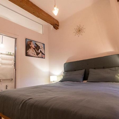 Lovely Studio D'Azeglio By Studio Vita Bologne Extérieur photo